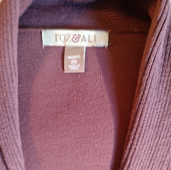 Elegant Dusty Plum Sweater - Picture 2 of 5